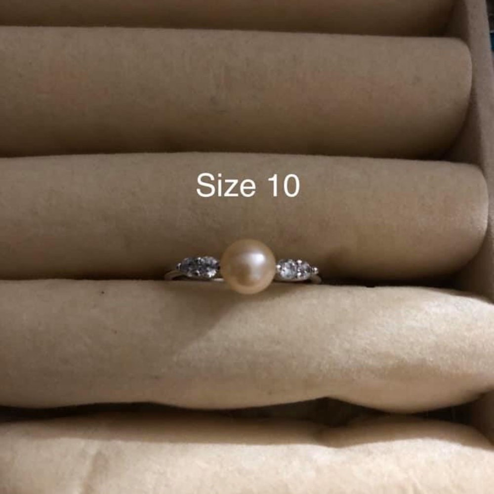Sky dancer ring